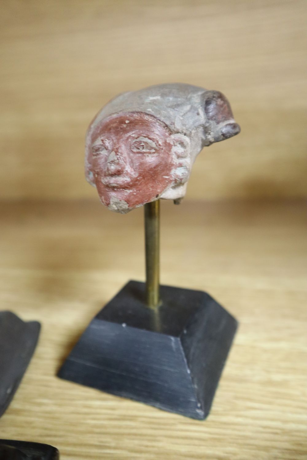A group of antiquities including pre-Columbian, Indian bronzes, etc.